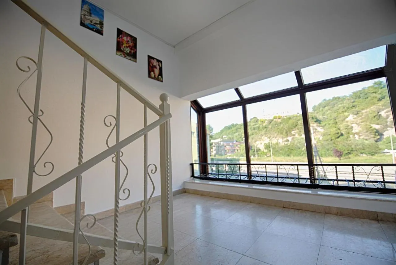 Real Hotel Durres