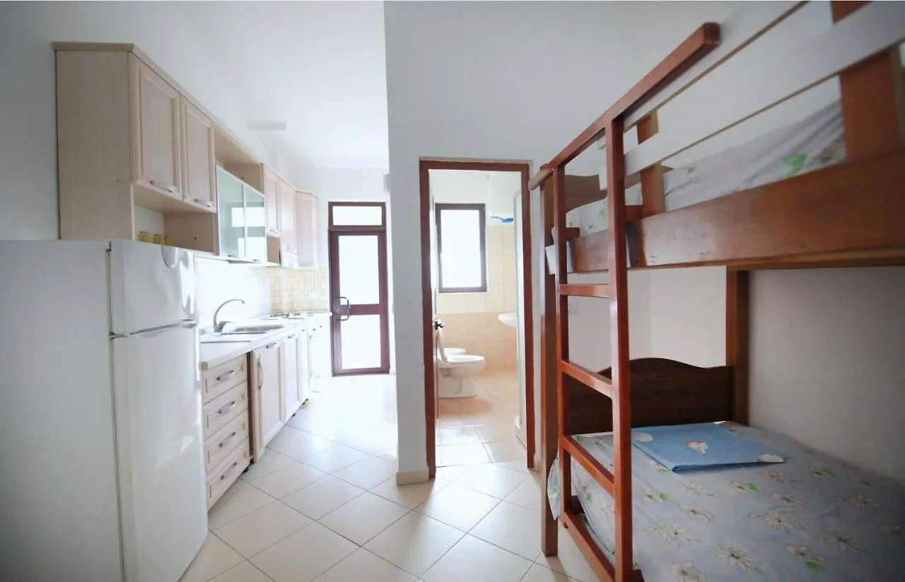 Real Hotel Durres 3*,